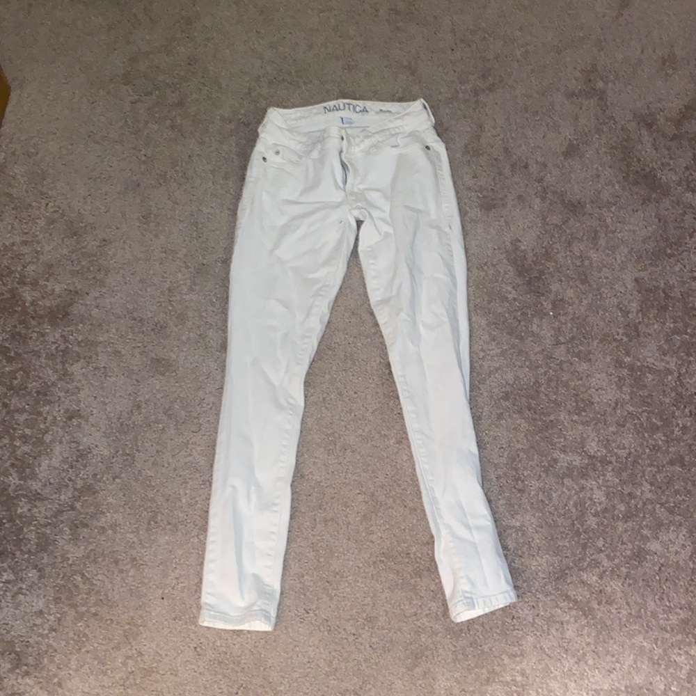 NAUTICA white jeans size 25! Great for spring and summer only worn twice
